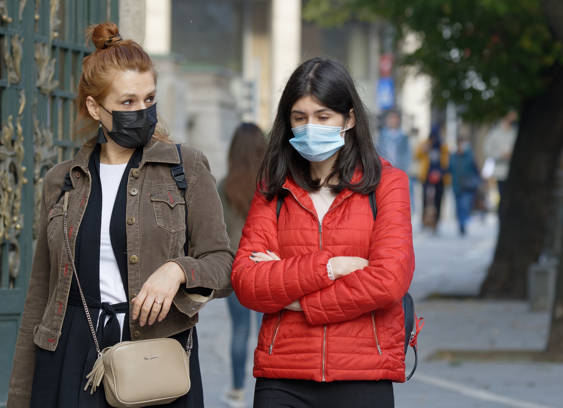 The COVID Data That Are Actually Useful Now face mask 6756395 1920