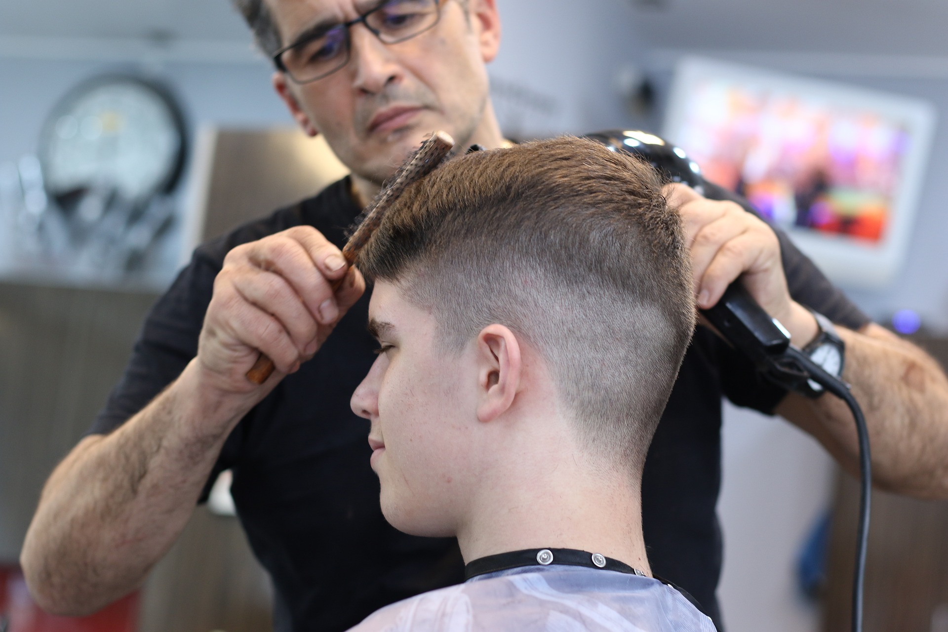 haircut 4019676 1920